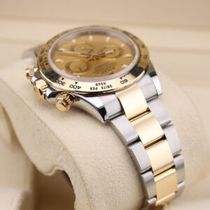Pre-owned automatic chronograph with gold accents