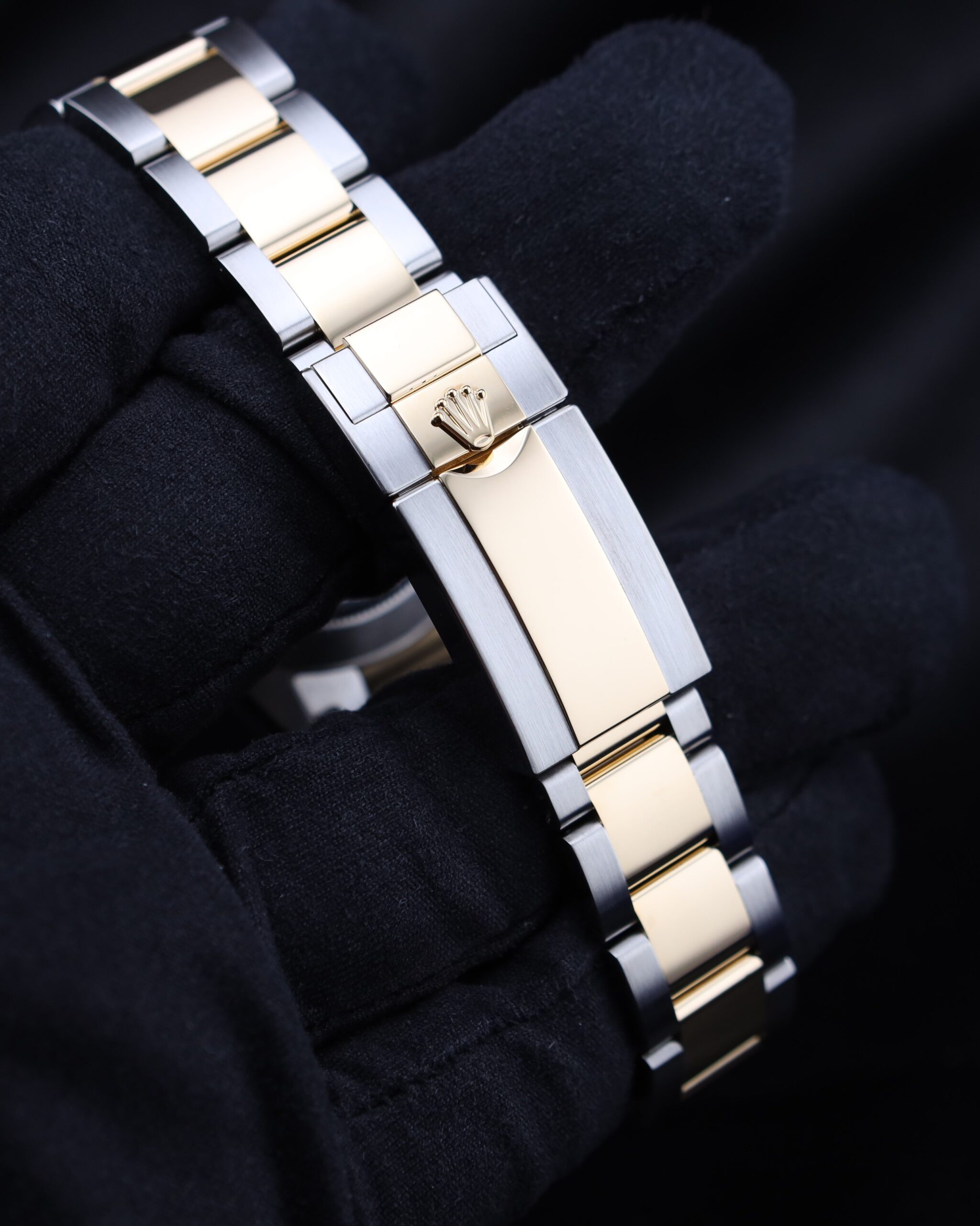 Pre-owned two-tone chronograph watch with champagne dial