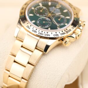 Men's vintage dress automatic watch in steel