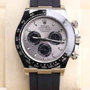 Pre-owned moonphase wrist watch
