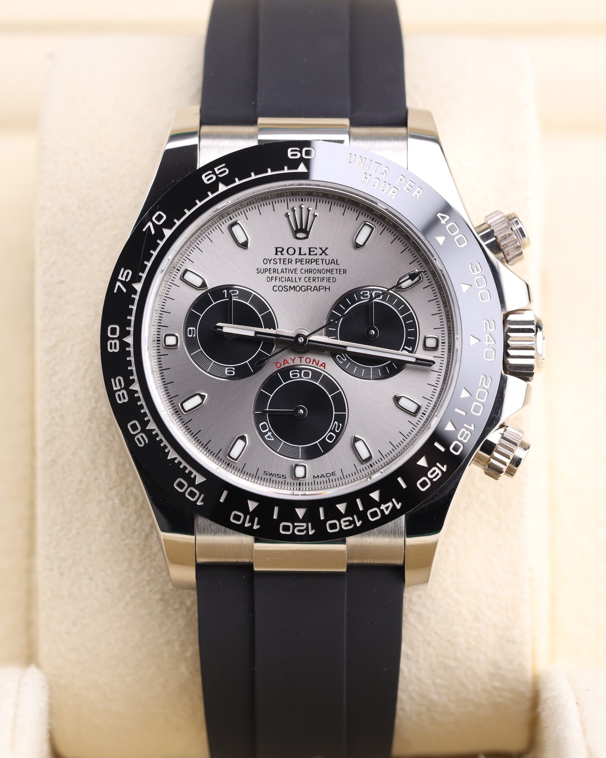 Pre-owned moonphase wrist watch