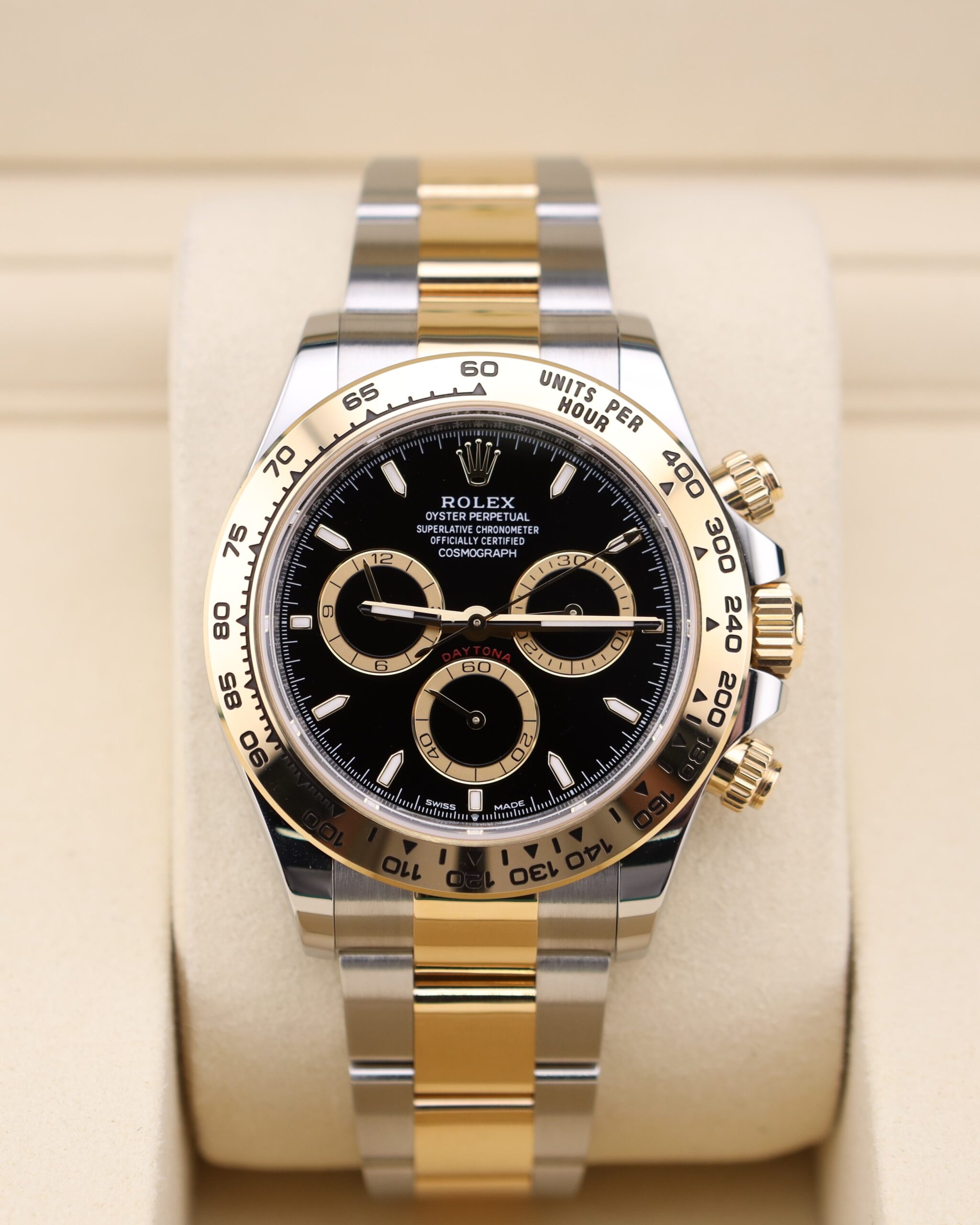 Two-tone chronograph watch bracelet and case