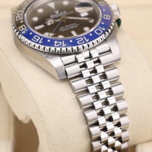 Used Swiss made mechanical watch with sporty design