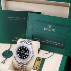 Luxury pre-owned sport automatic timepiece