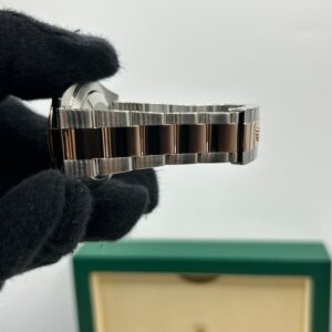 Vintage diver mechanical watch with black bezel