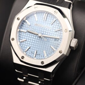 Men's vintage dress automatic watch close-up