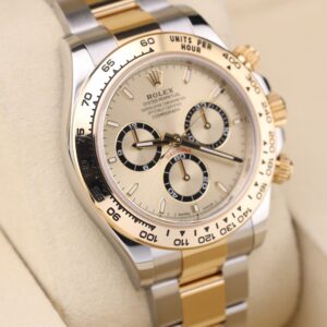 Pre-owned moonphase wrist watch display
