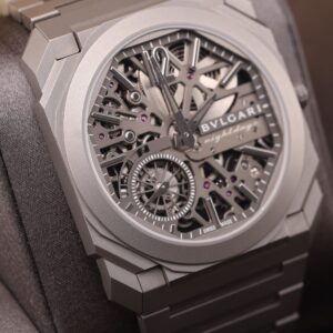 Classic pre-owned automatic dress watch