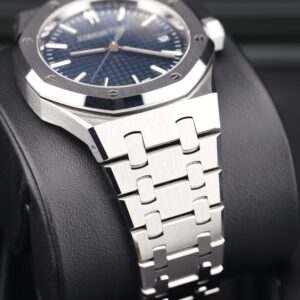 Pre-owned stainless steel chronograph watch