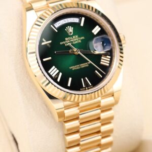 Pre-owned moonphase wrist watch with dark dial
