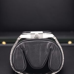 Vintage slim case men’s automatic watch
