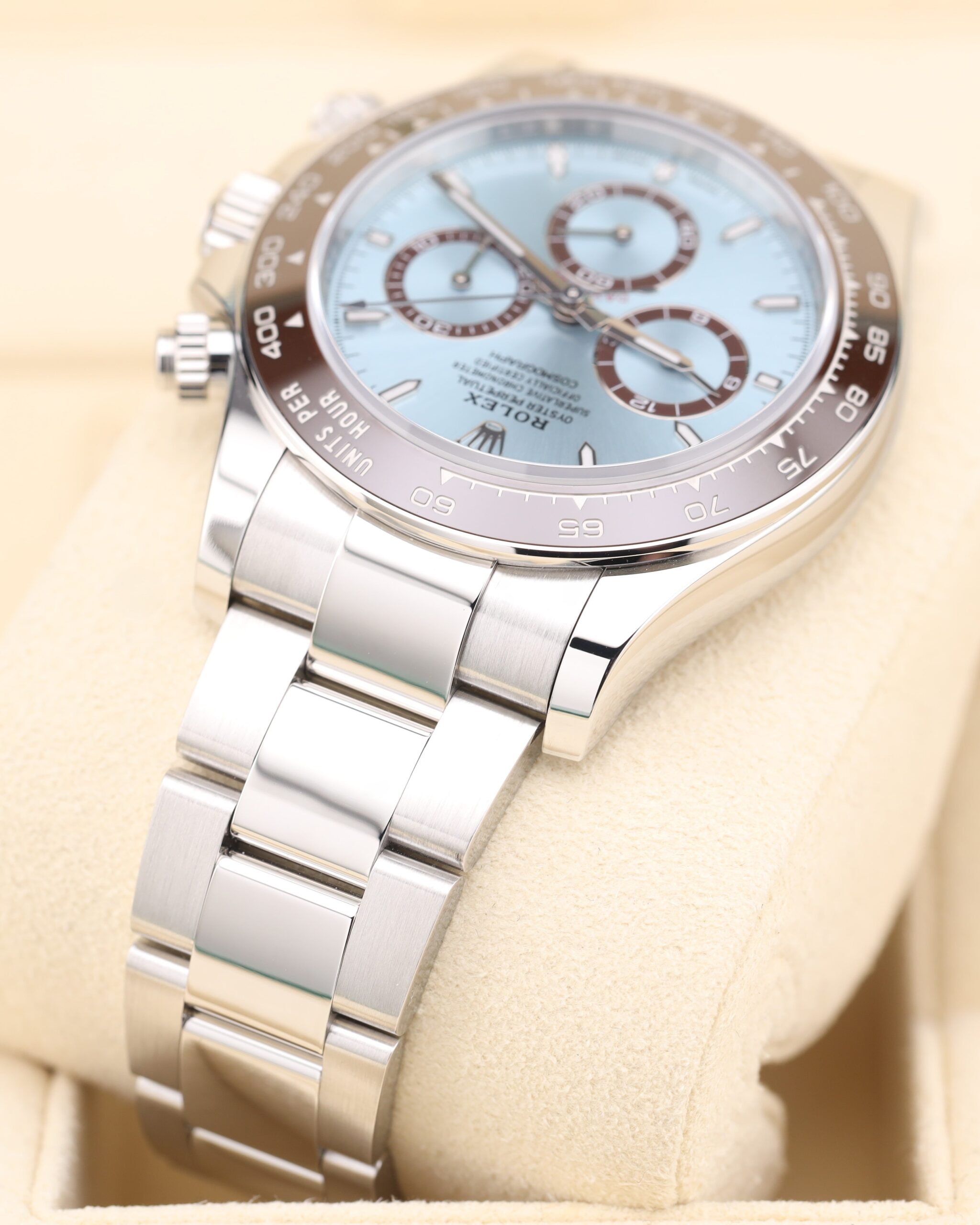 Vintage diver mechanical watch on wrist