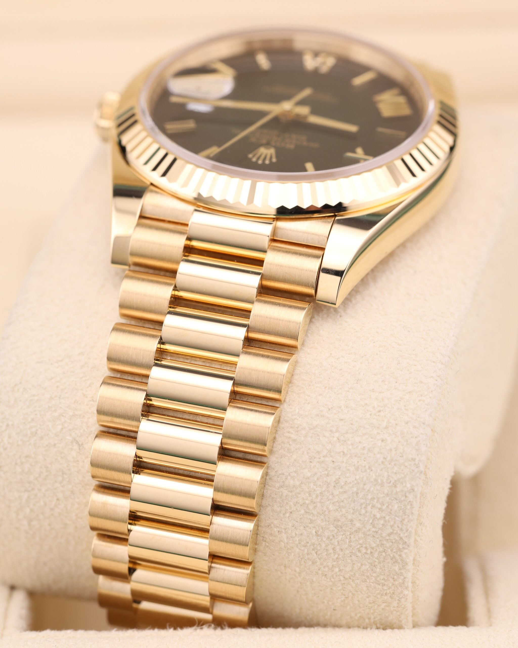 Pre-owned stainless steel chronograph watch