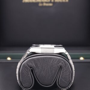 Men's vintage dress automatic watch close-up