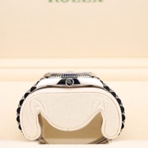 Men's vintage dress automatic watch with leather strap