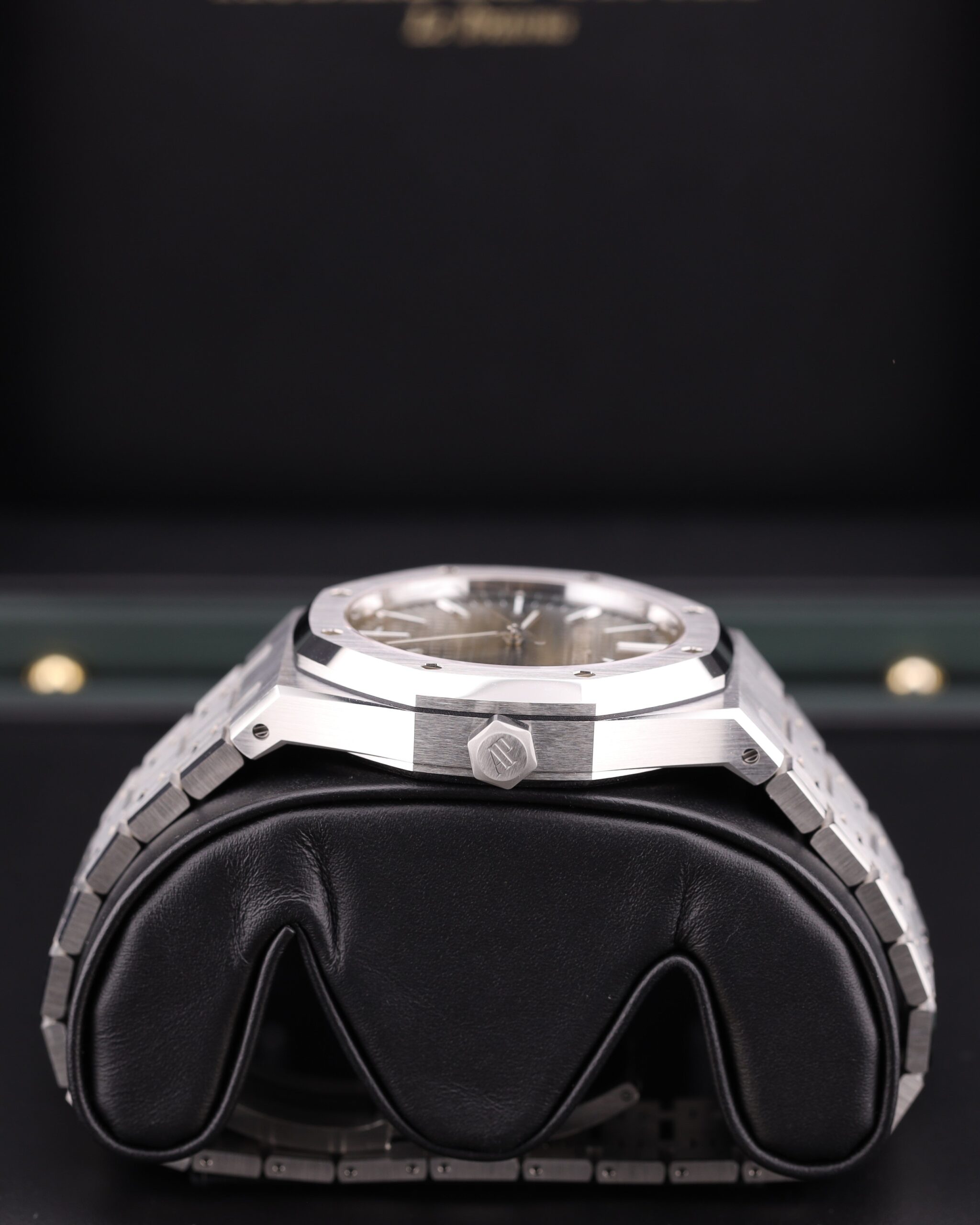 Pre-owned moonphase wrist watch with leather strap