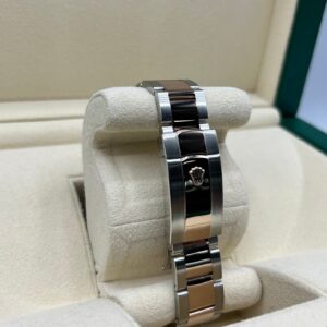 Vintage diver mechanical watch with black dial