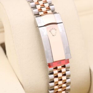 Men's vintage dress automatic watch with leather strap