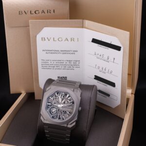 Men's vintage dress automatic wristwatch
