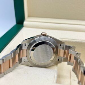 Men’s vintage dress automatic watch with leather strap