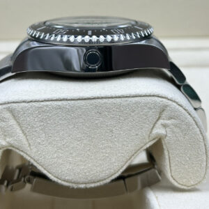 Vintage slim case men's automatic watch