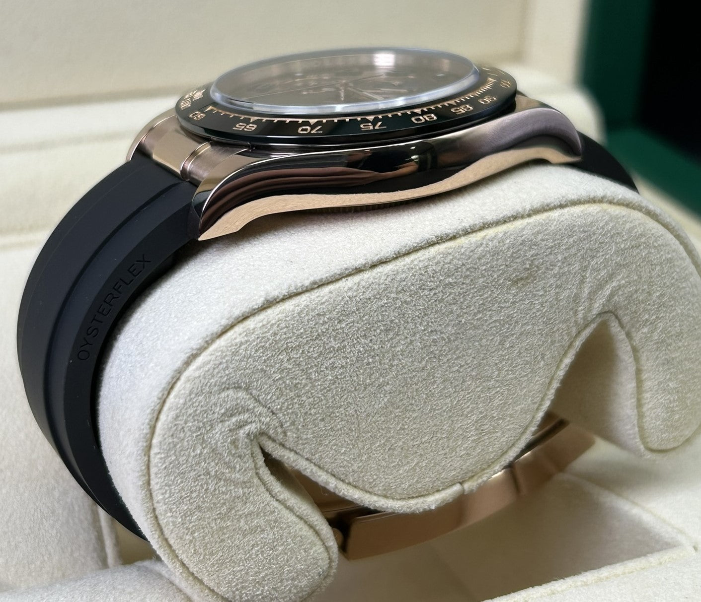 Pre-owned moonphase wrist watch display