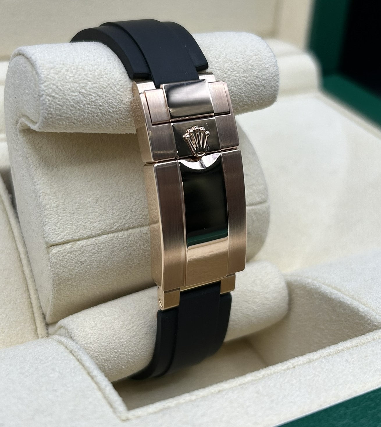 Men's vintage dress automatic watch close-up