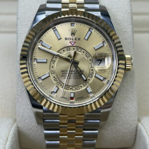 Elegant automatic watch with jubilee bracelet