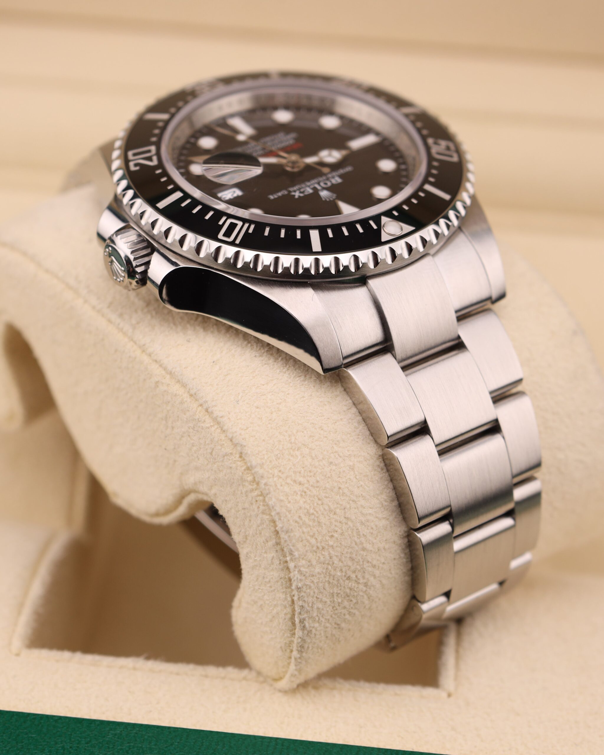 Pre-owned moonphase wrist watch face