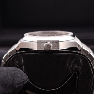 Men's vintage dress automatic watch with leather strap