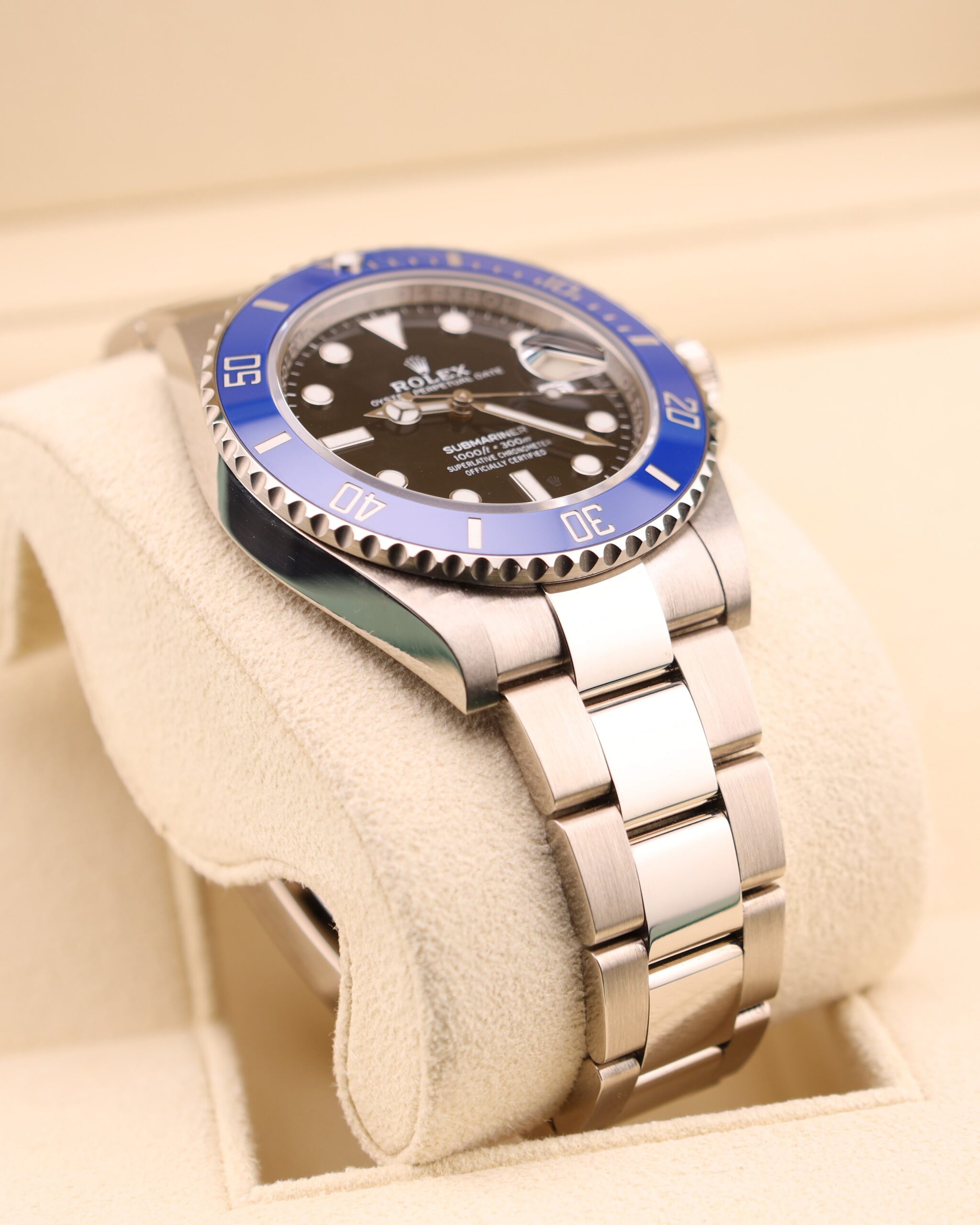 Men's vintage dress automatic watch with leather strap