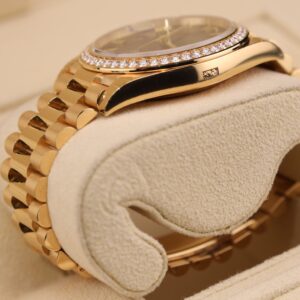Vintage sport automatic timepiece on wrist