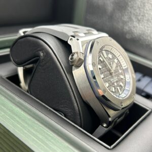 Pre-owned stainless steel chronograph watch