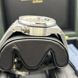 Men's vintage dress automatic watch with leather strap