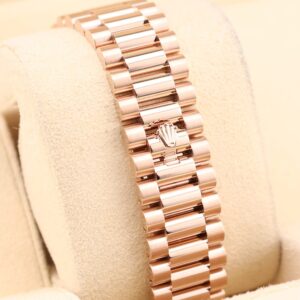 Men's vintage dress automatic watch close-up