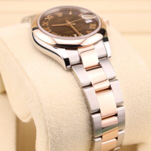 Vintage diver mechanical watch on wrist
