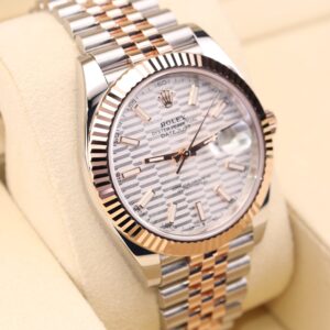 Pre-owned moonphase wrist watch with elegant dial