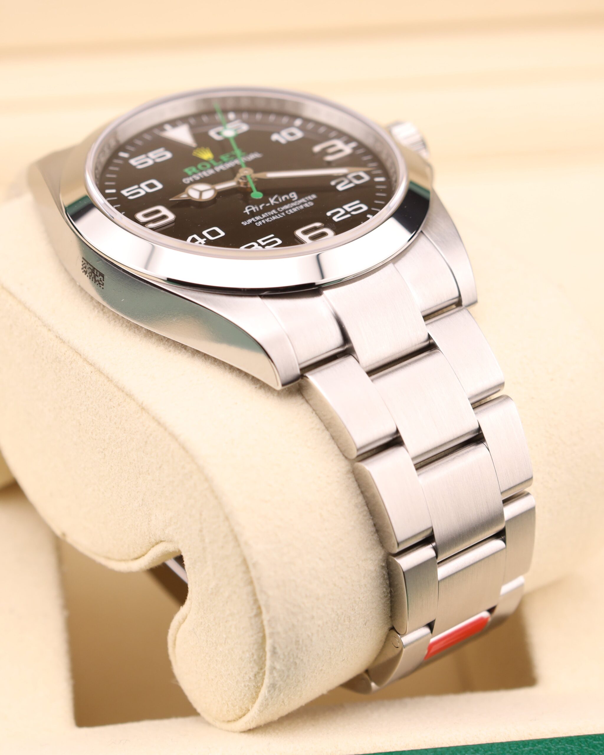Men's vintage dress automatic watch with leather strap