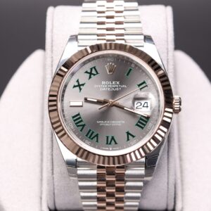 Vintage diver mechanical watch with rotating bezel