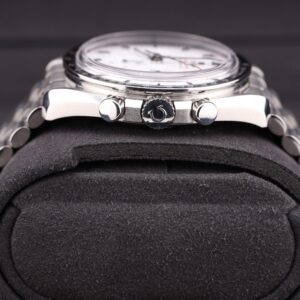 Vintage diver mechanical watch on wrist