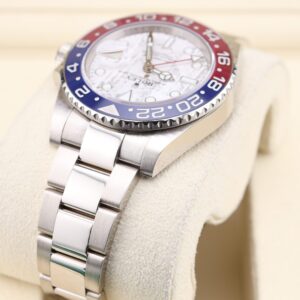 Classic pre-owned automatic dress watch