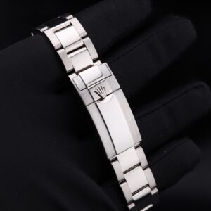 Vintage diver mechanical watch with black dial