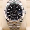 Vintage diver mechanical watch with bold dial