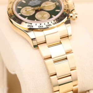 Classic vintage diver mechanical watch