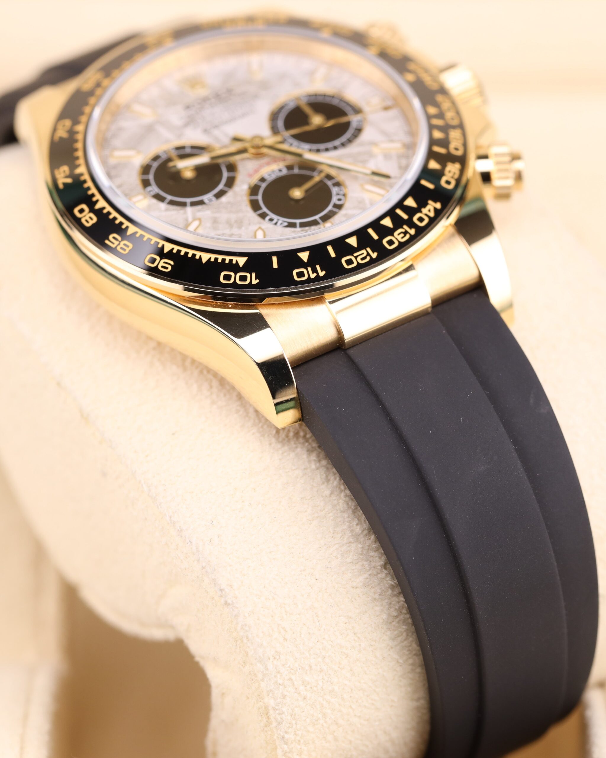 Vintage diver mechanical watch on wrist