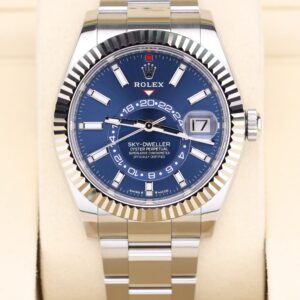 Vintage diver mechanical watch close-up