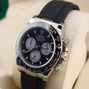 Men's vintage dress automatic watch with leather strap