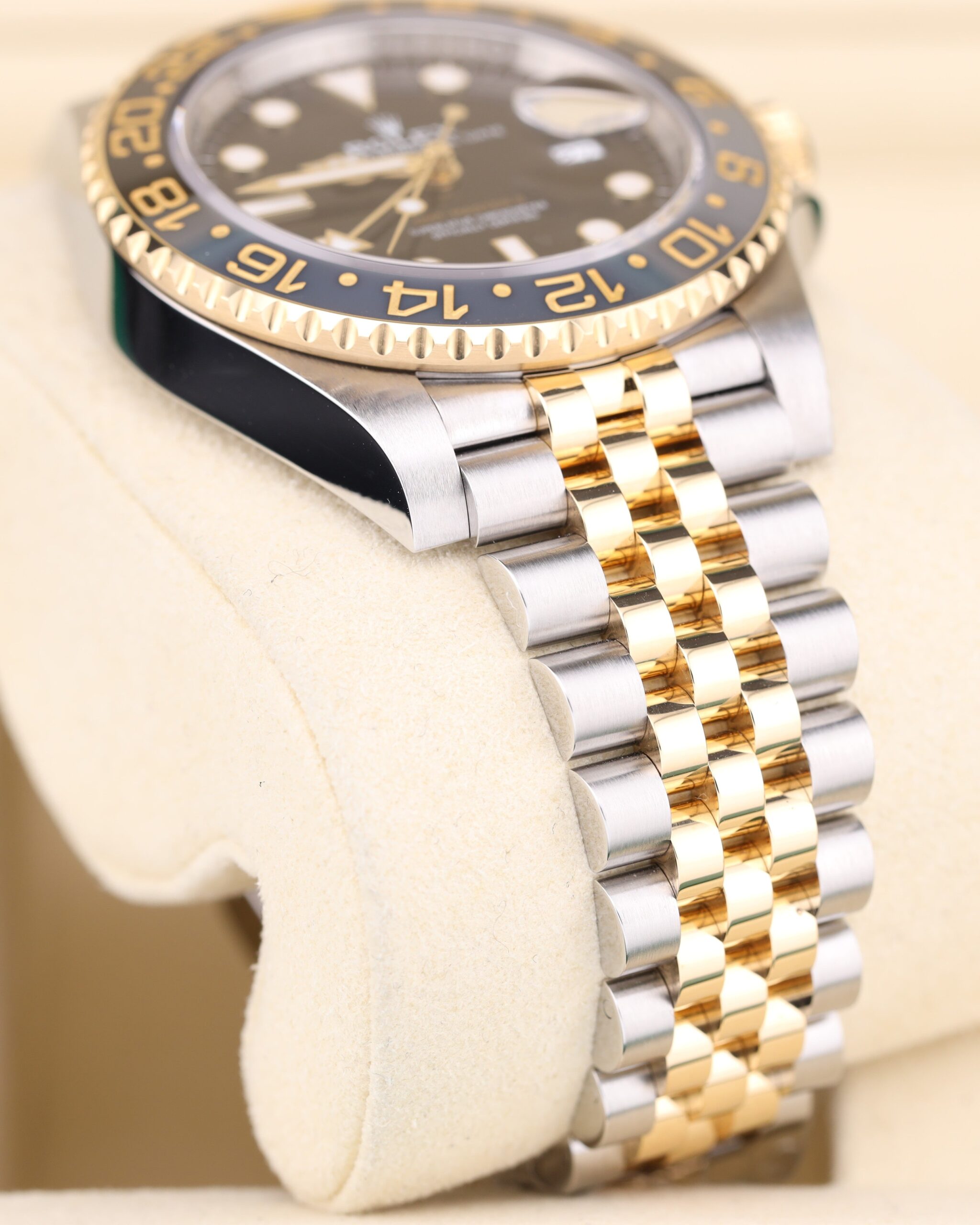 Men's vintage dress automatic watch dial detail