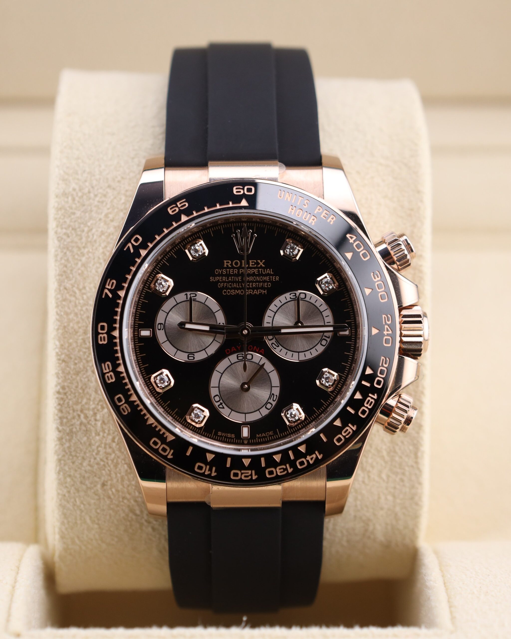 Pre-owned stainless steel chronograph wristwatch