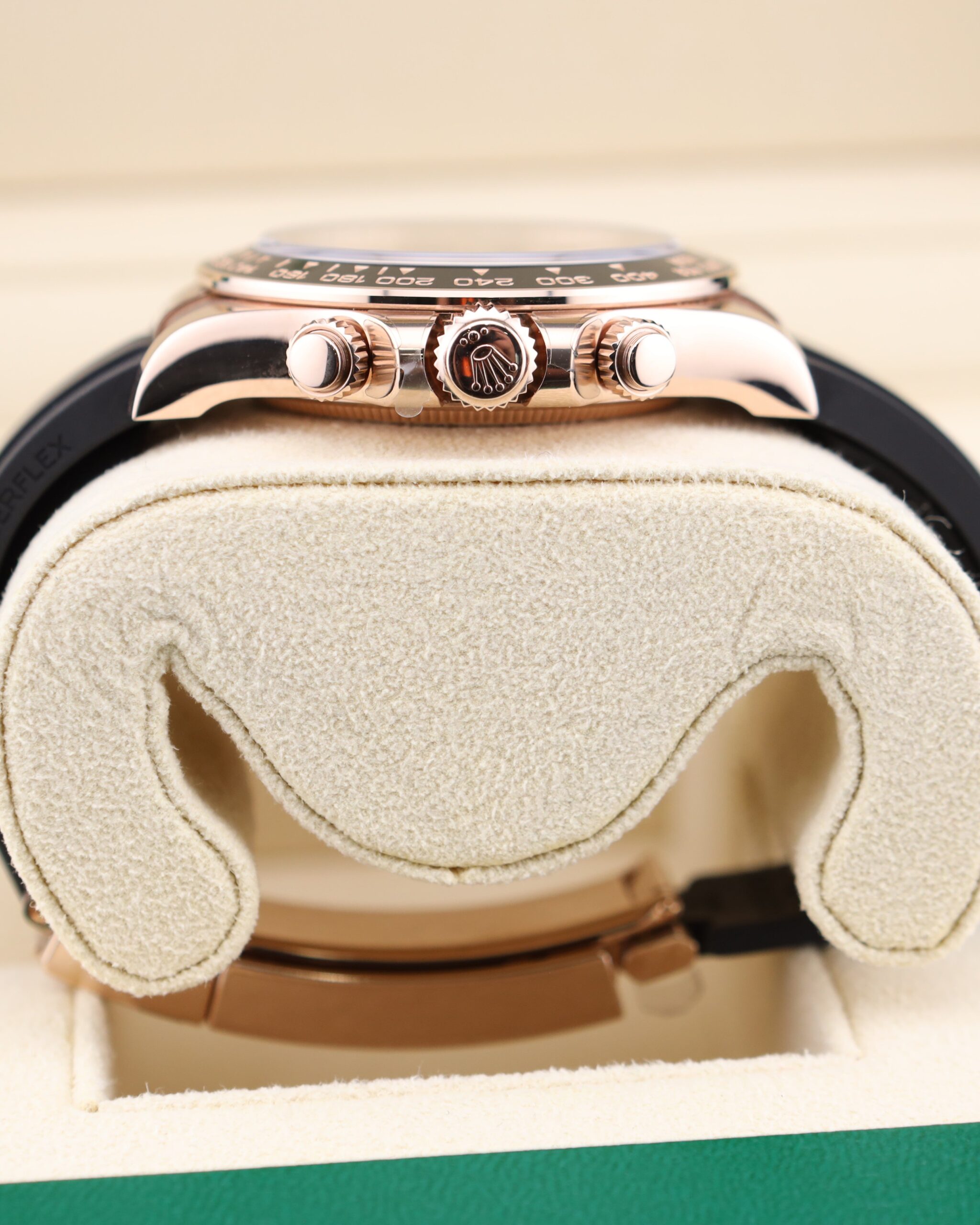 Pre-owned moonphase wrist watch display